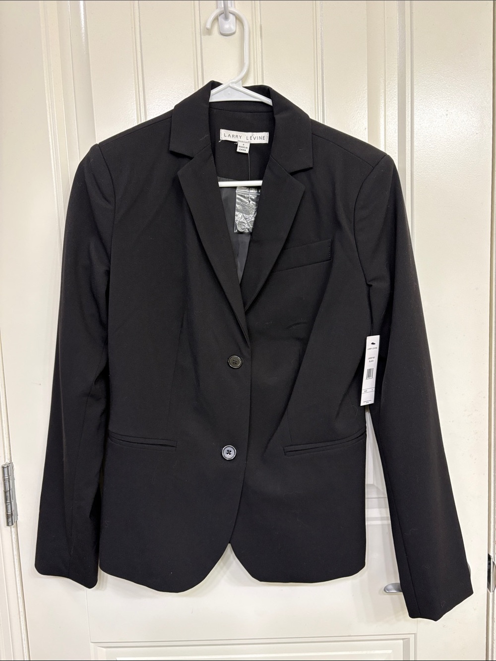 NWT Larry Levine Black Women's Tailored Blazer - Two-Button